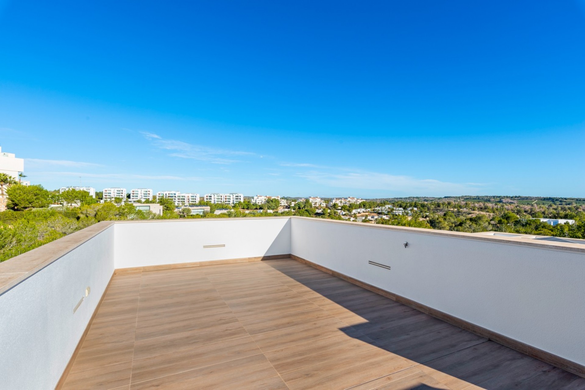 Reventa - Villa -
Las Colinas Golf - Costa Blanca