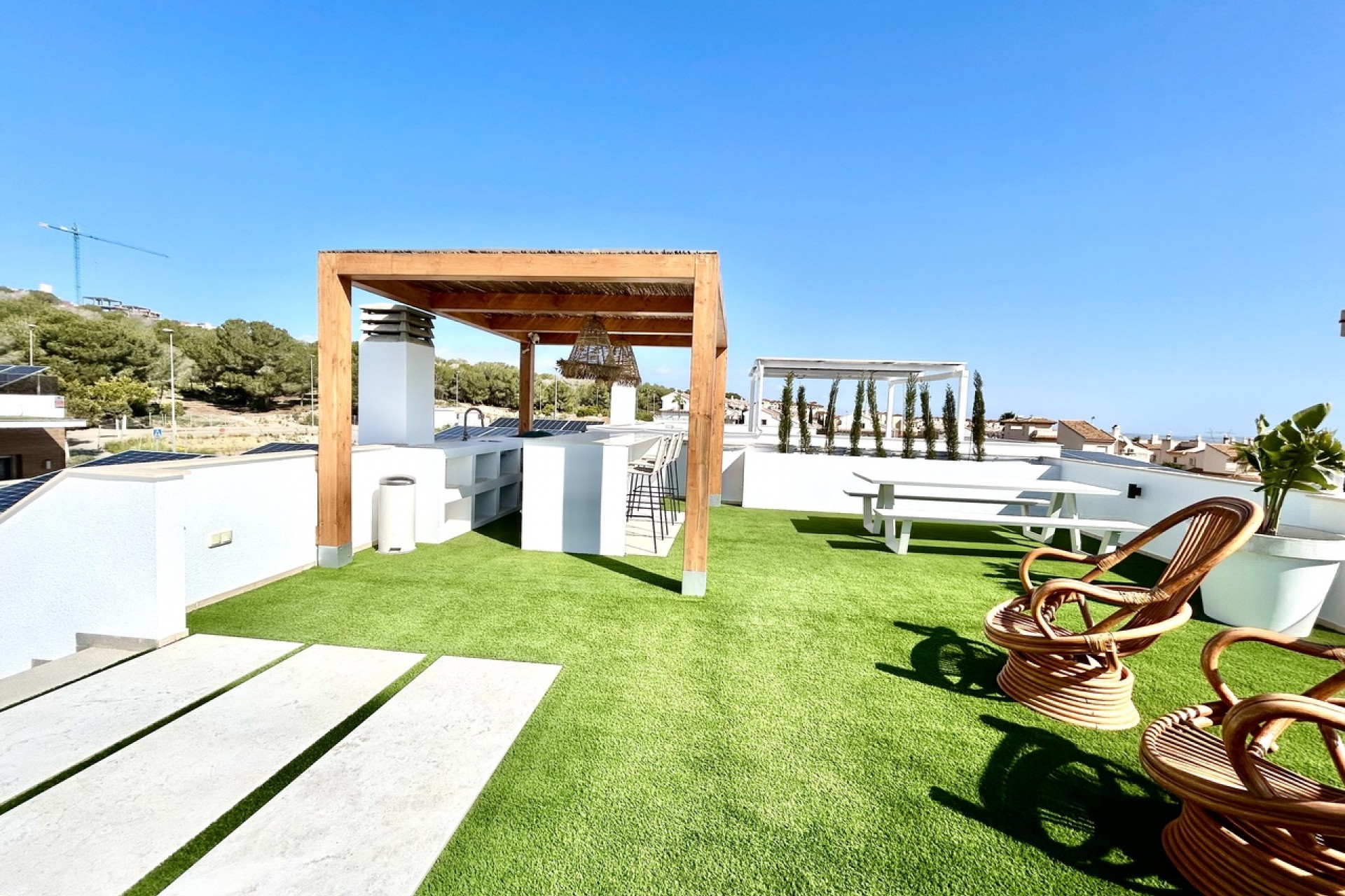 Reventa - Villa -
Las Filipinas - Inland