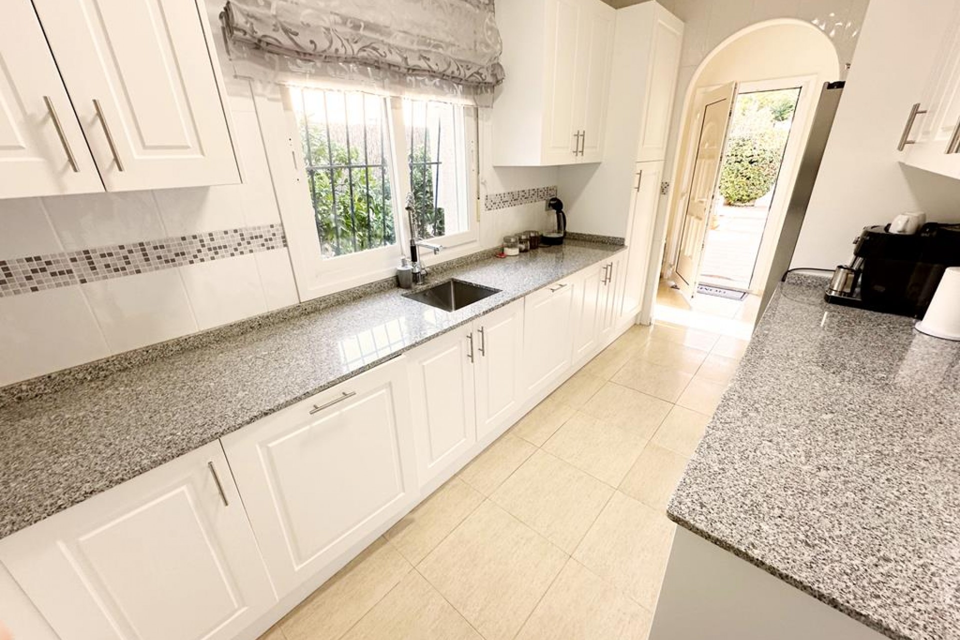 Reventa - Villa -
Lo Santiago - Inland