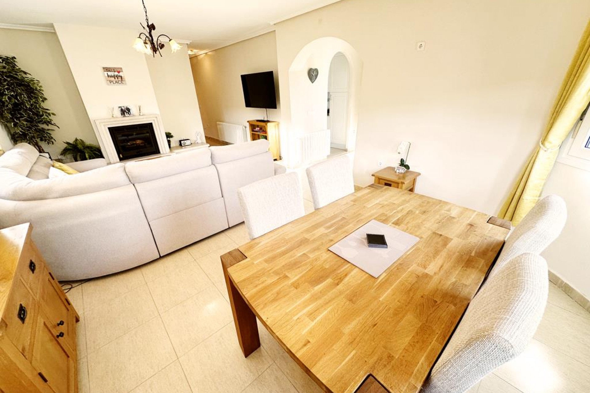 Reventa - Villa -
Lo Santiago - Inland