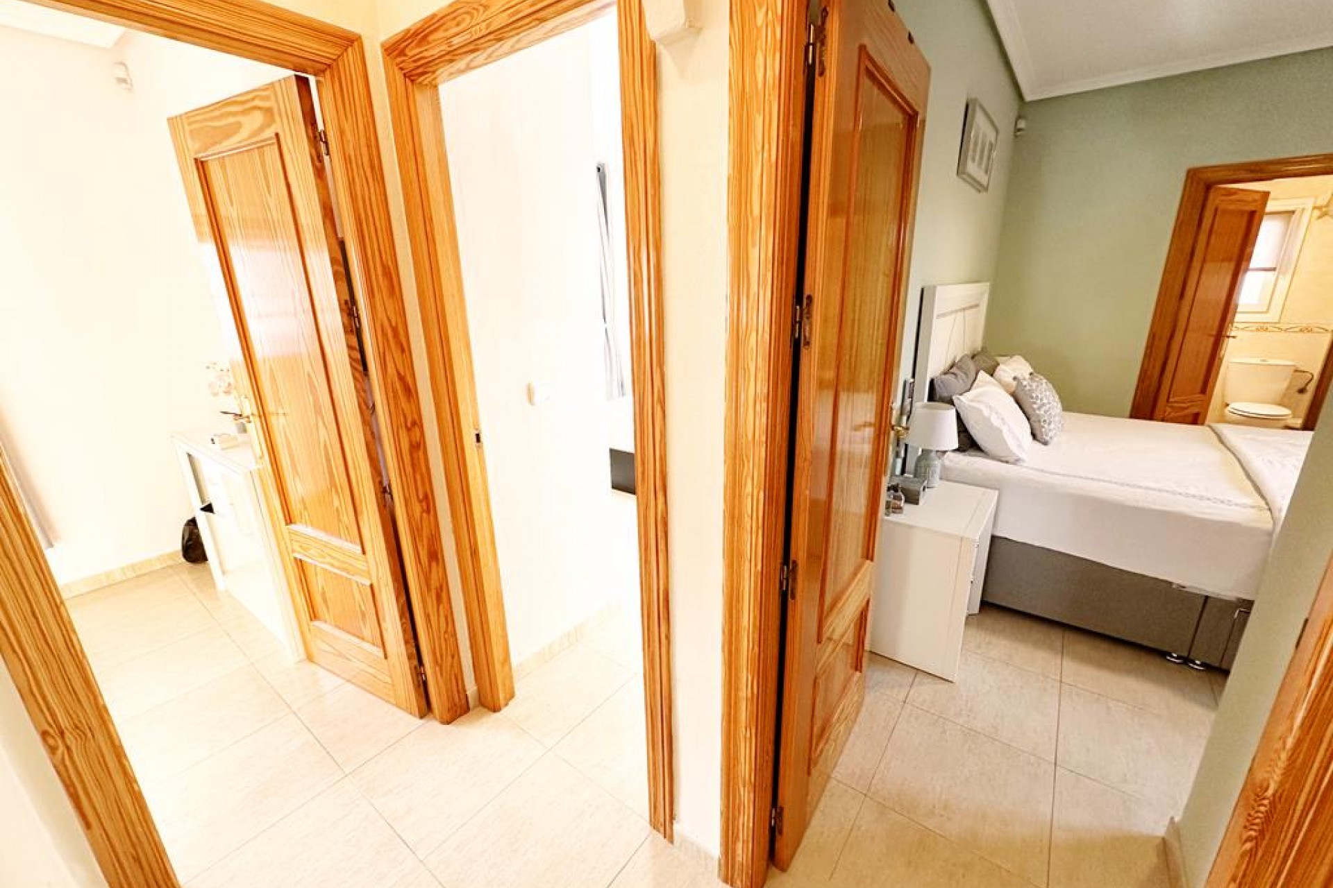 Reventa - Villa -
Lo Santiago - Inland