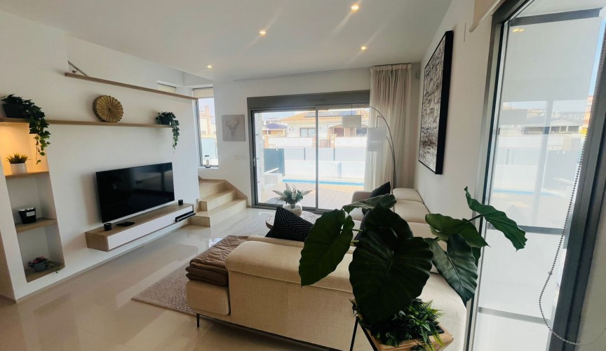 Reventa - Villa -
Los Alcazares - Costa Calida