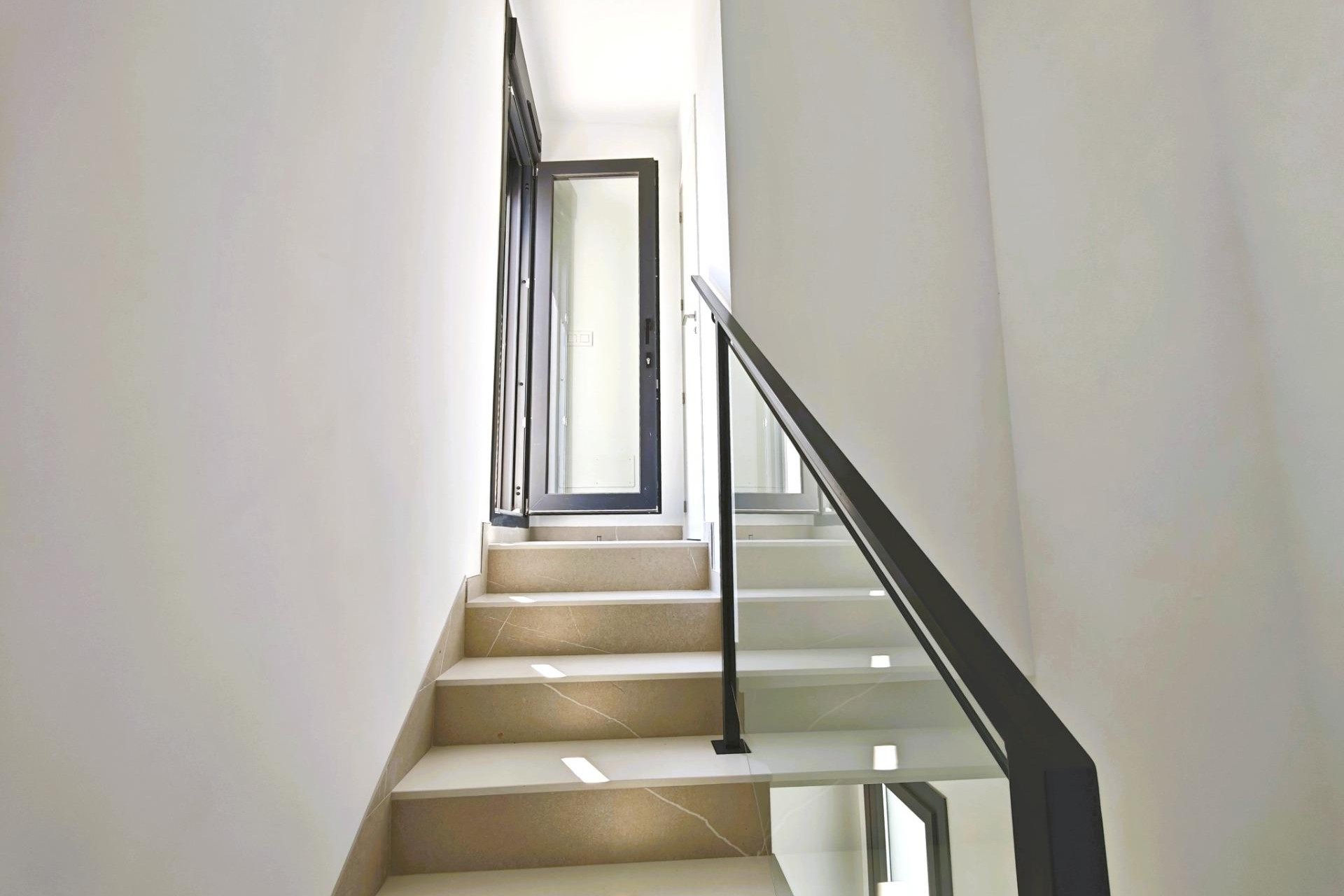 Reventa - Villa -
Los Alcazares - Dolores De Pacheco-santa Rosalía