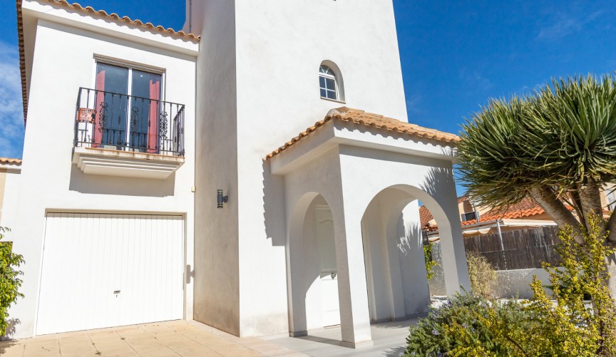 Reventa - Villa -
Los Balcones - Costa Blanca