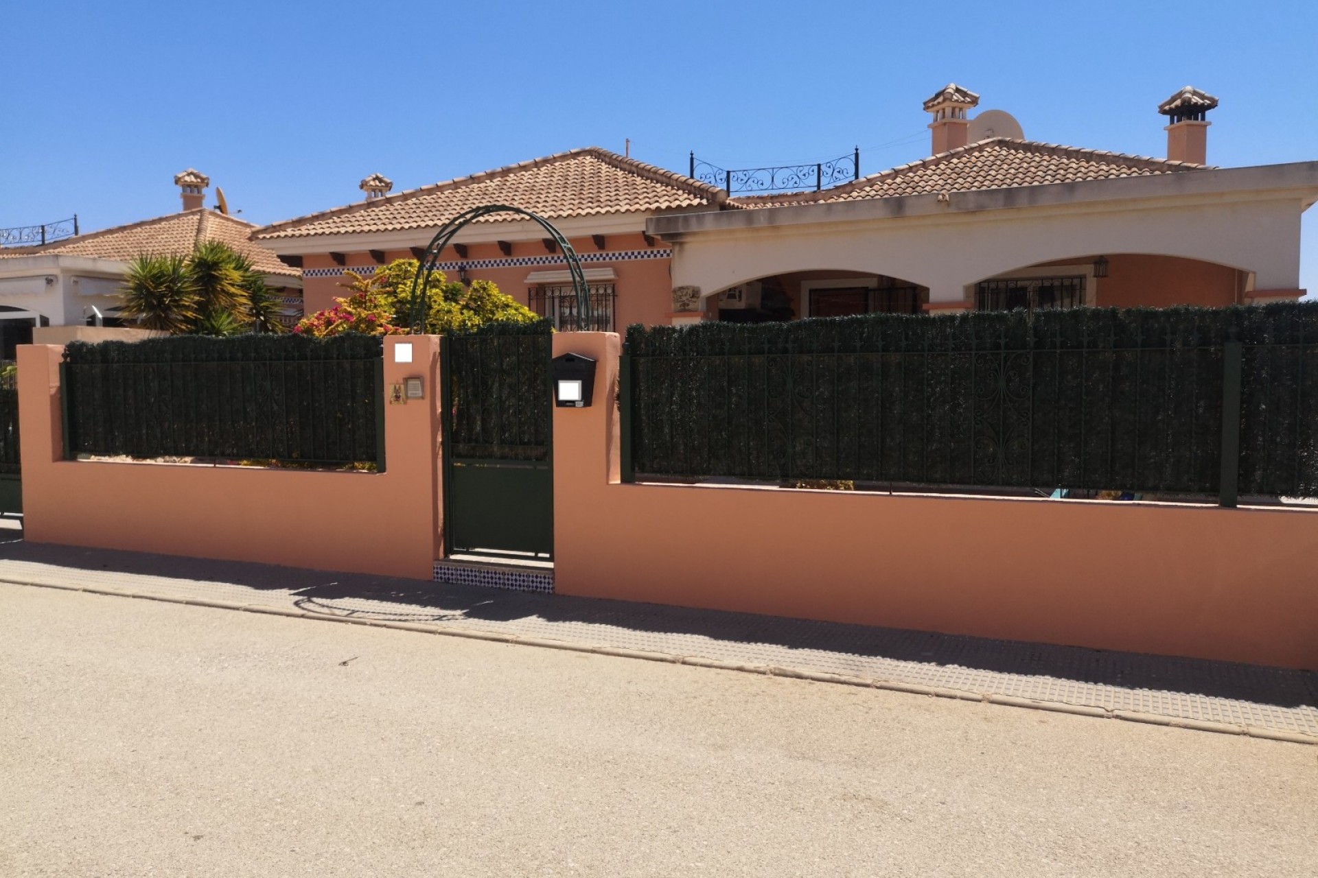 Reventa - Villa -
Los Montesinos - Costa Blanca