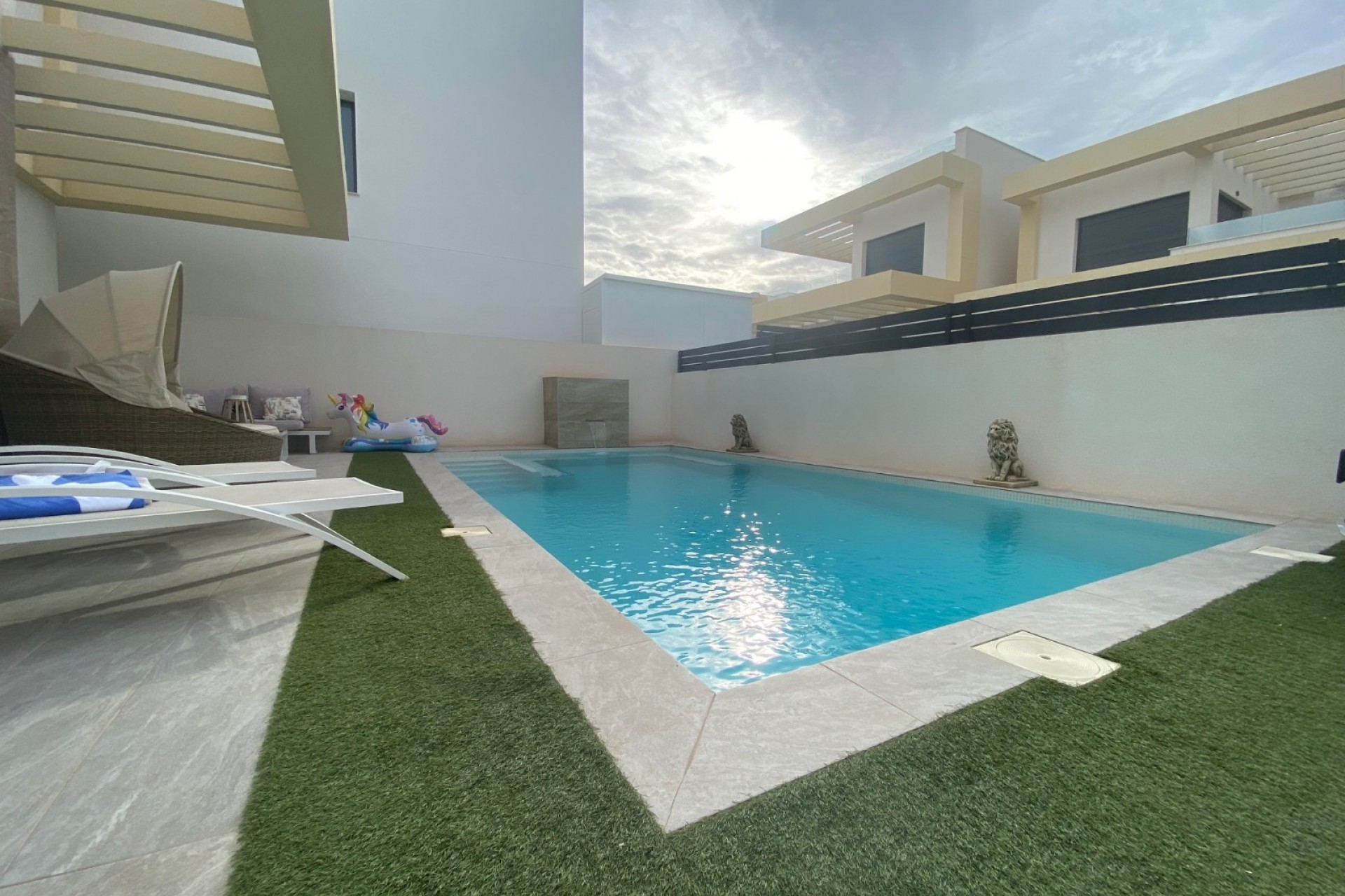 Reventa - Villa -
Los Montesinos - Costa Blanca