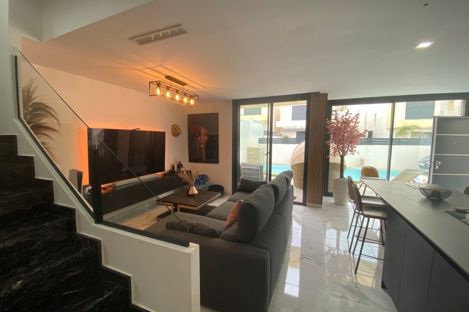 Reventa - Villa -
Los Montesinos - Costa Blanca