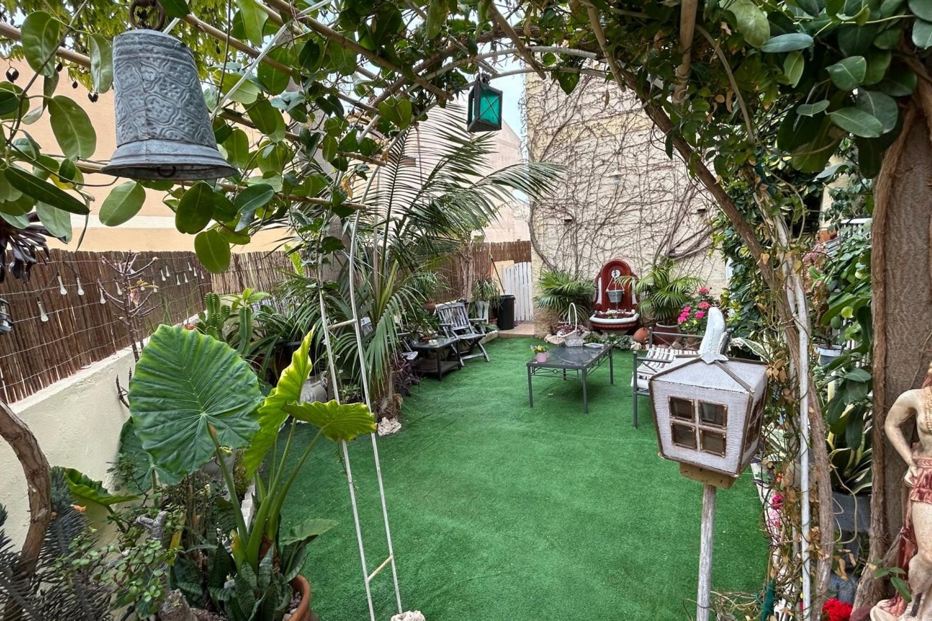 Reventa - Villa -
Los Montesinos - Costa Blanca