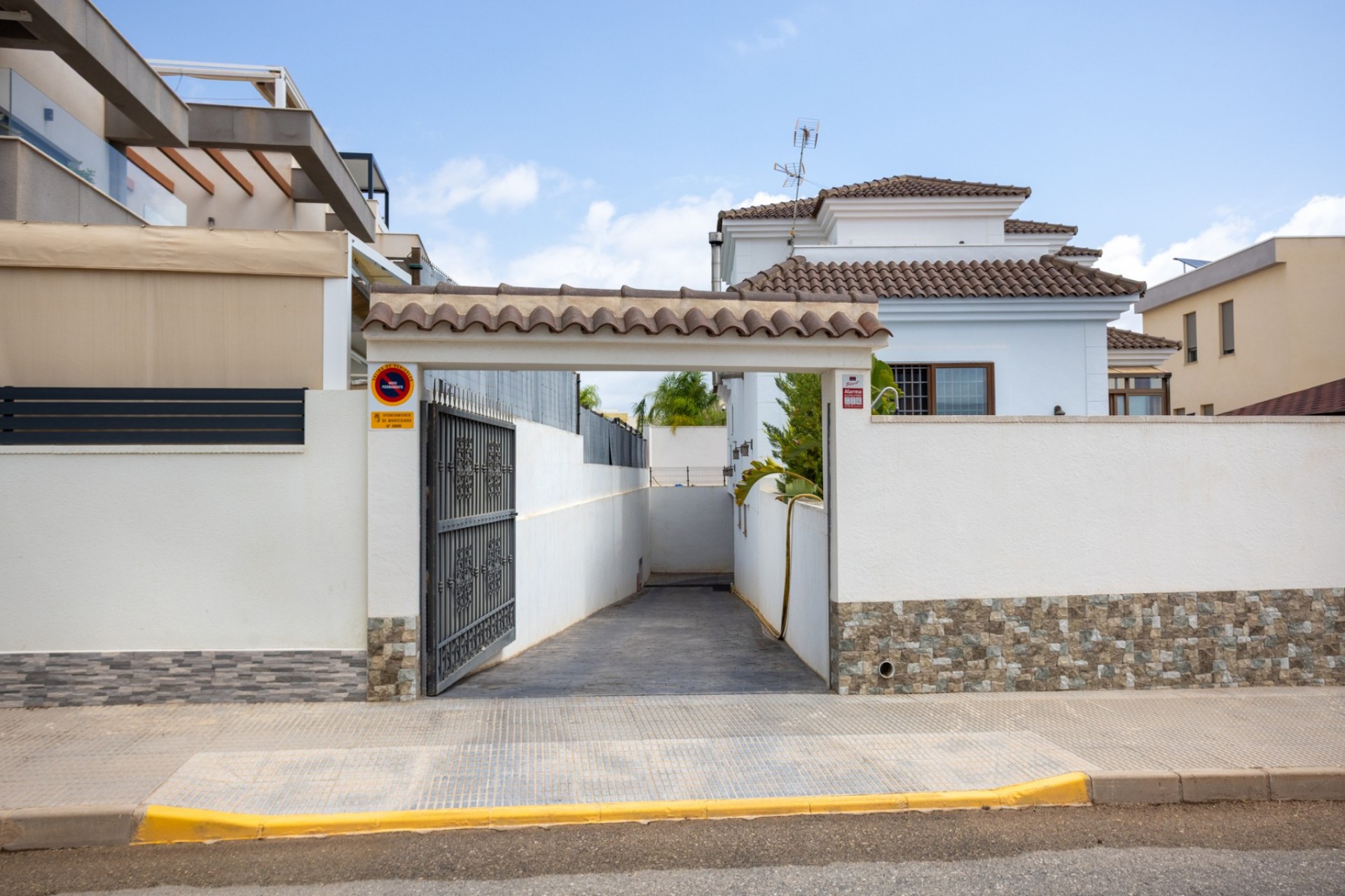 Reventa - Villa -
Los Montesinos - Costa Blanca