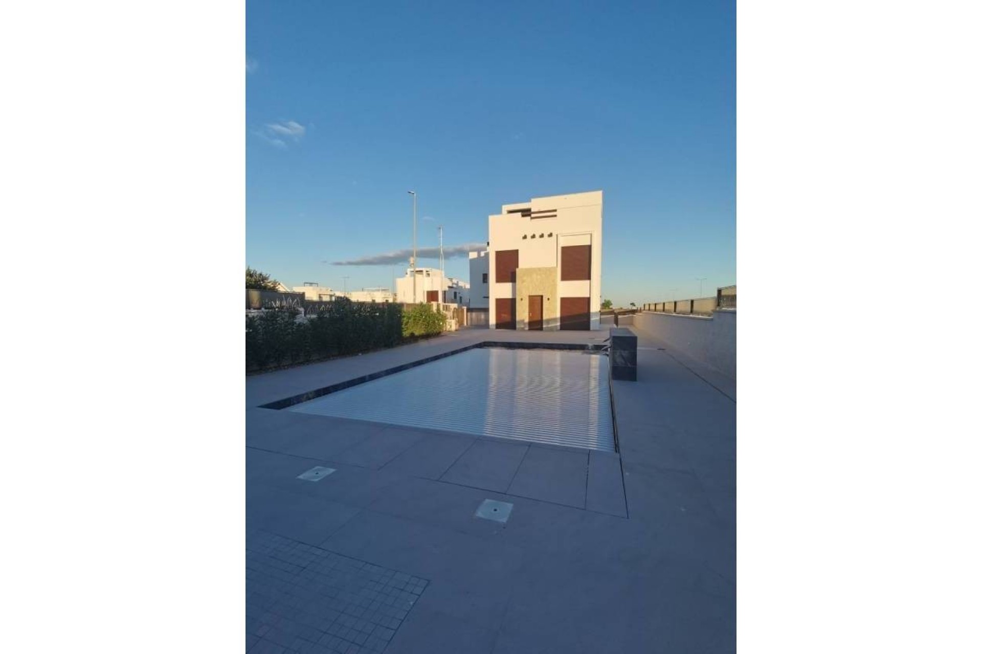 Reventa - Villa -
Los Montesinos - Costa Blanca