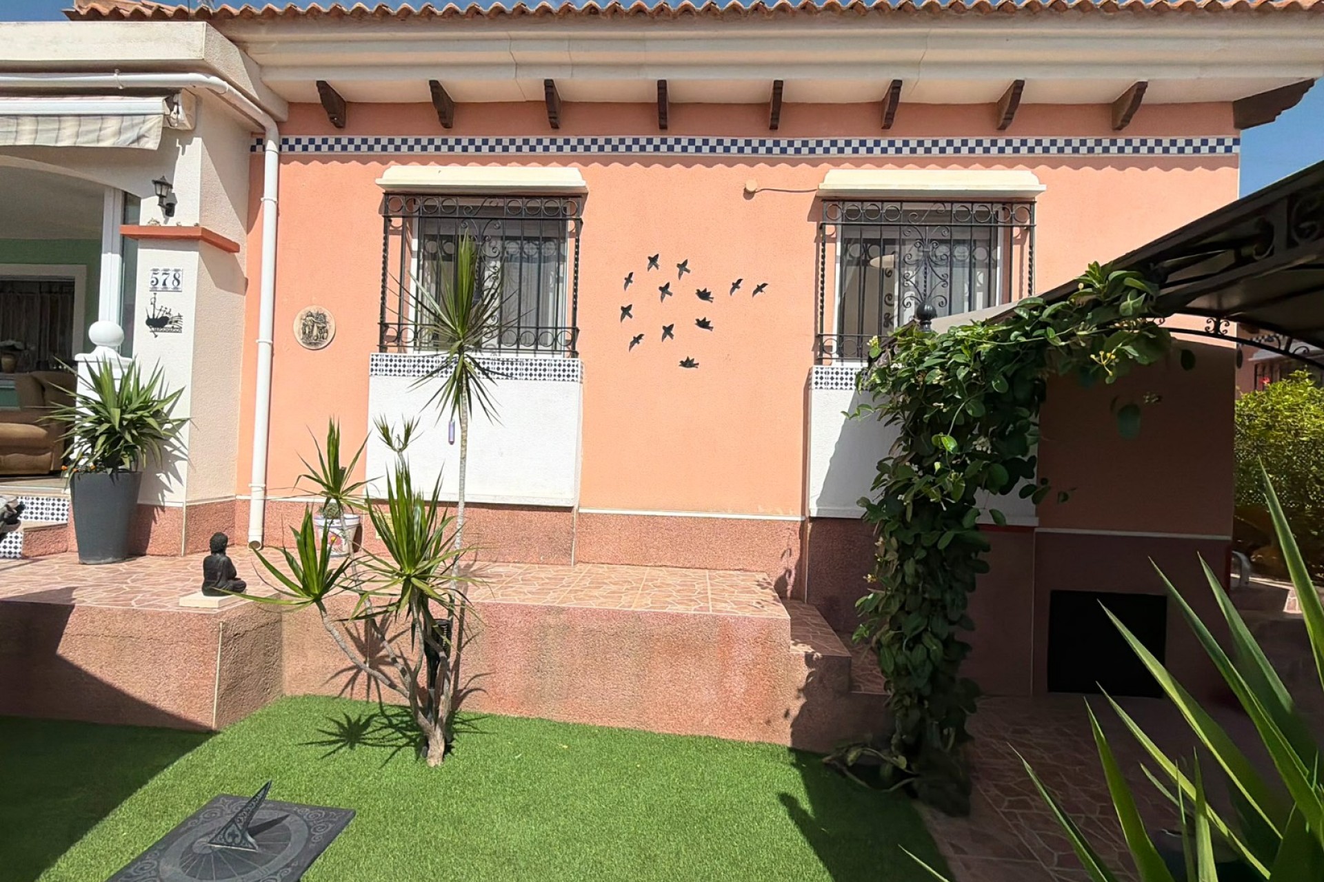 Reventa - Villa -
Los Montesinos - Costa Blanca