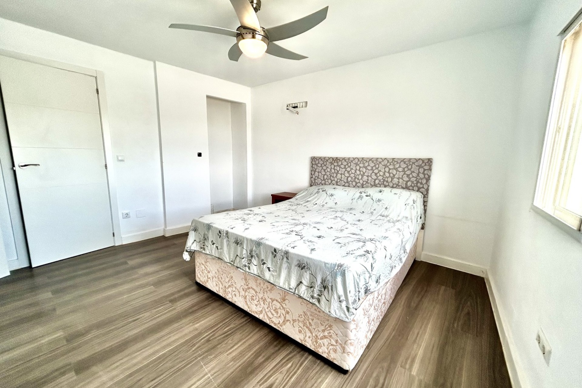 Reventa - Villa -
Los Montesinos - Costa Blanca