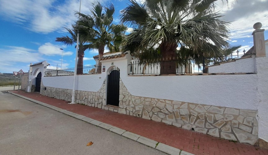Reventa - Villa -
Mazarron - Camposol
