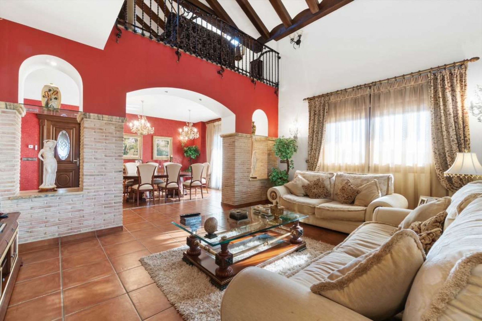 Reventa - Villa -
Molins - Inland