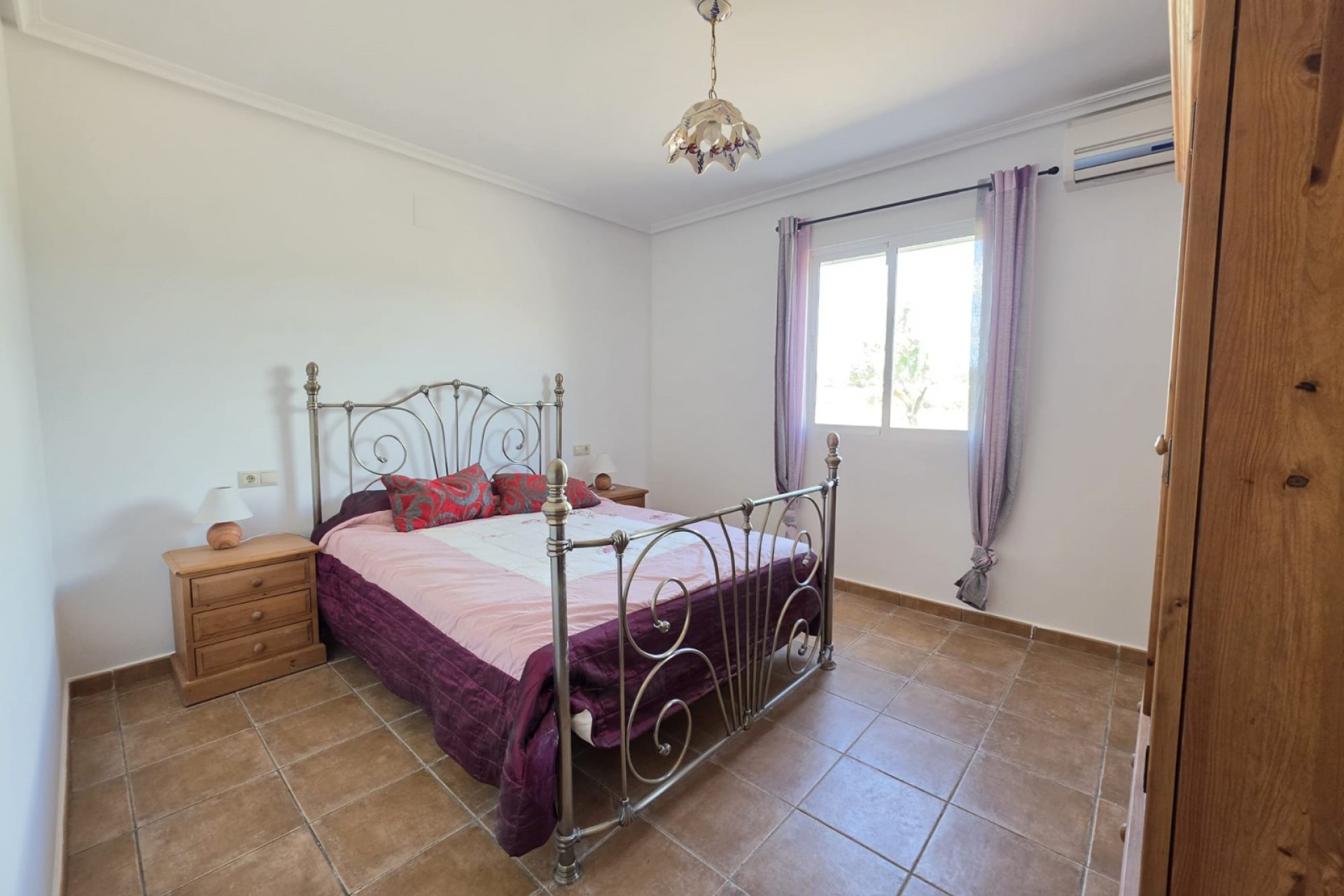 Reventa - Villa -
Monóvar/Monóver - Inland