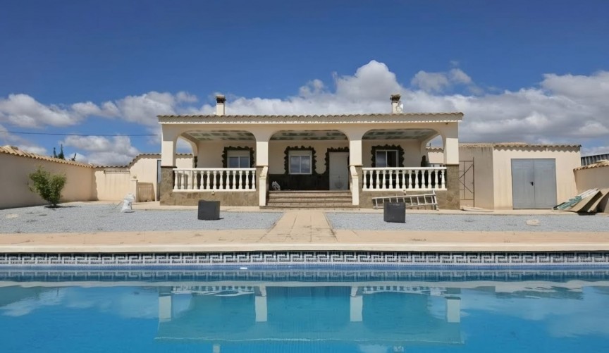 Reventa - Villa -
Monóvar/Monóver - Inland