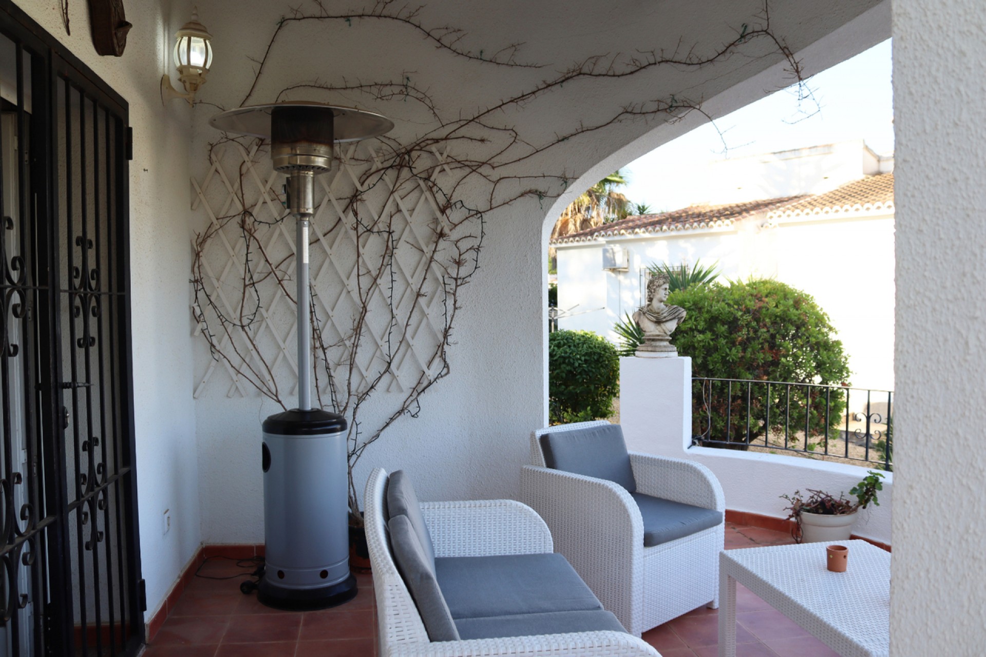 Reventa - Villa -
Murla - Inland