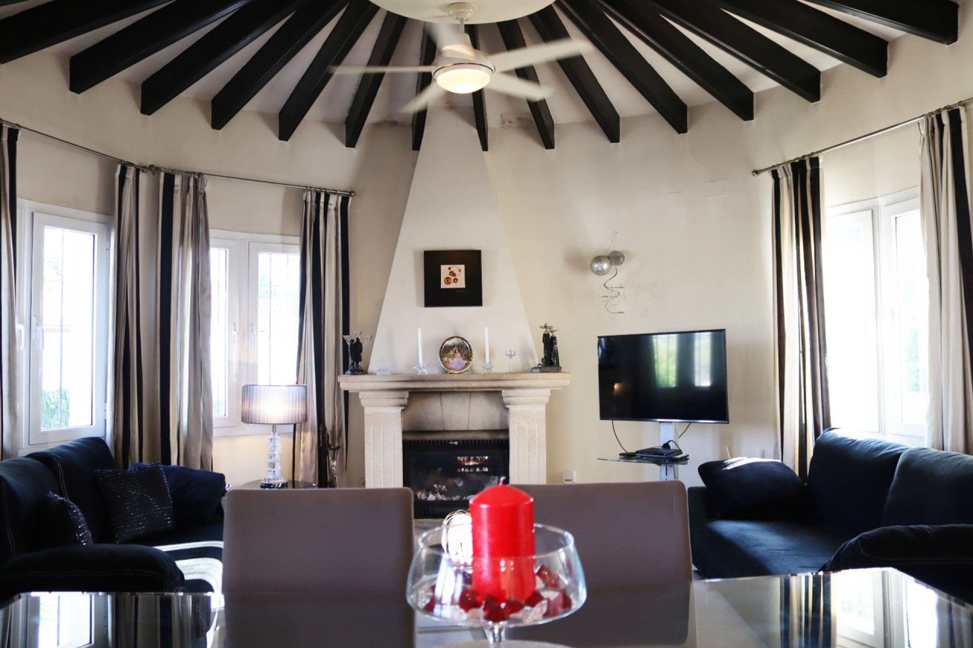 Reventa - Villa -
Murla - Inland