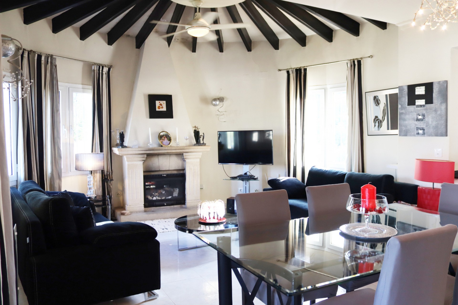 Reventa - Villa -
Murla - Inland