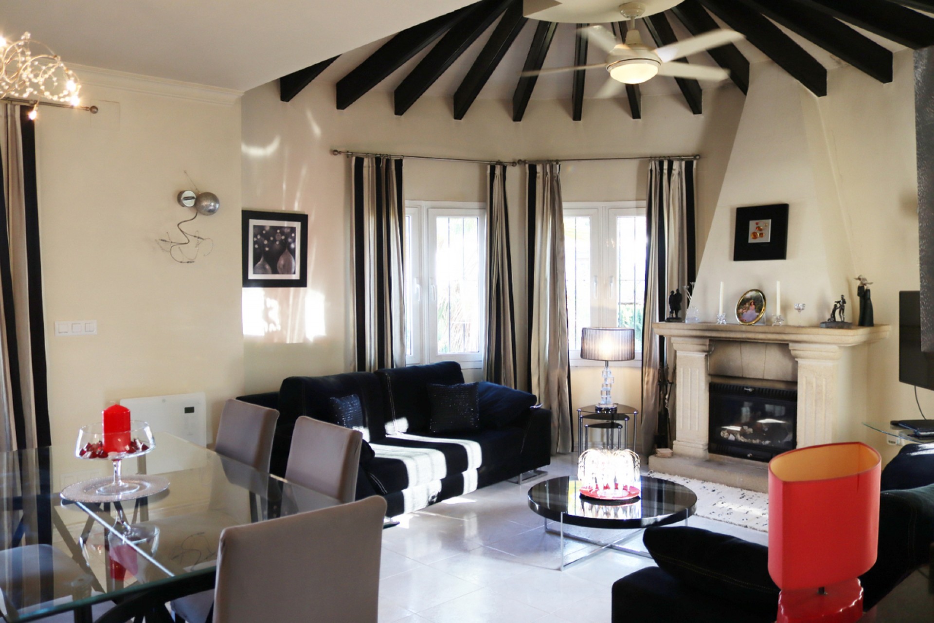 Reventa - Villa -
Murla - Inland