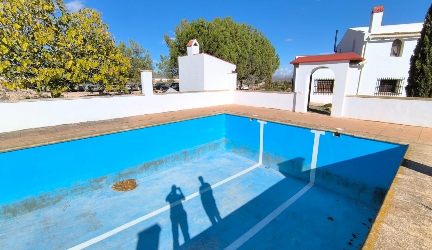 Reventa - Villa -
Novelda - Inland