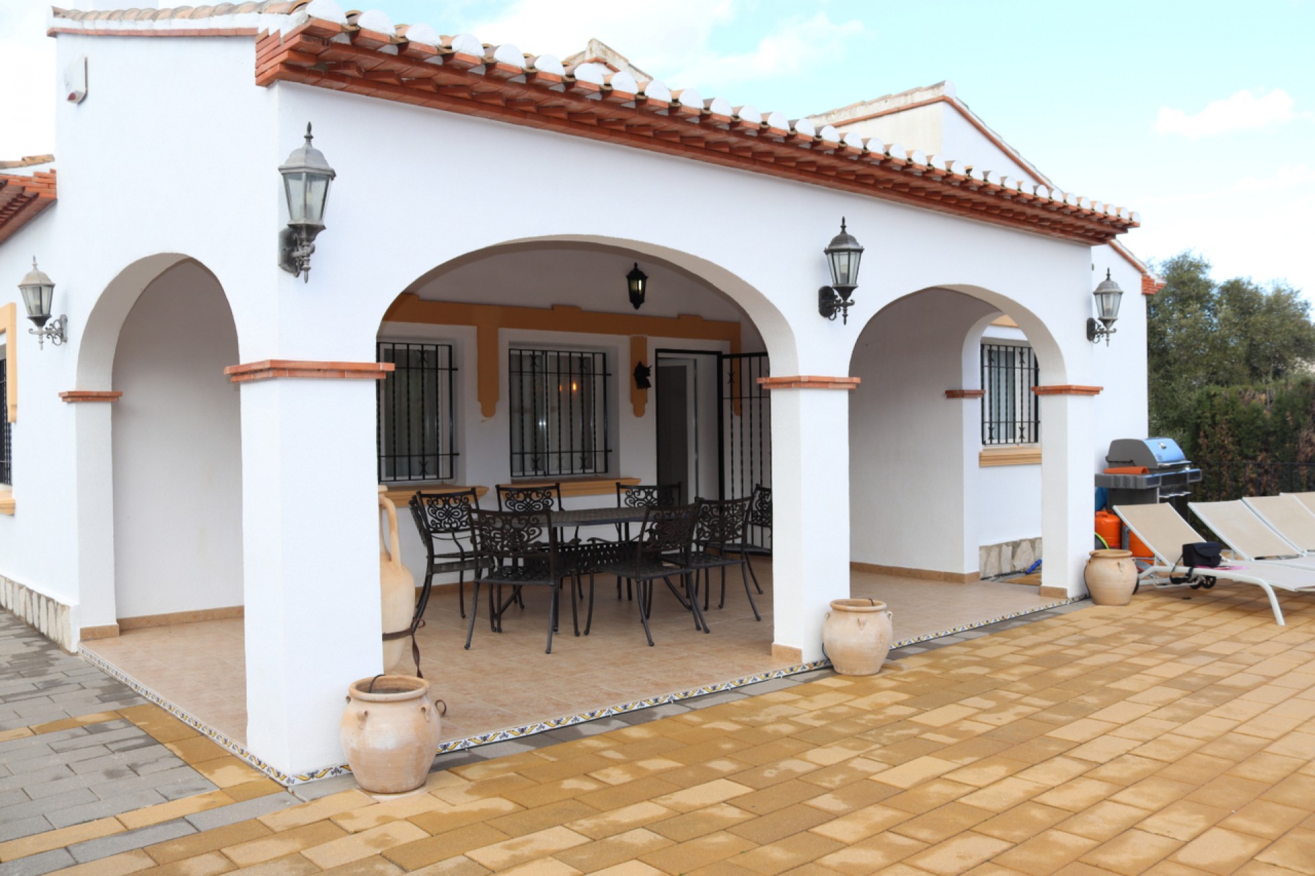 Reventa - Villa -
Orba - Inland