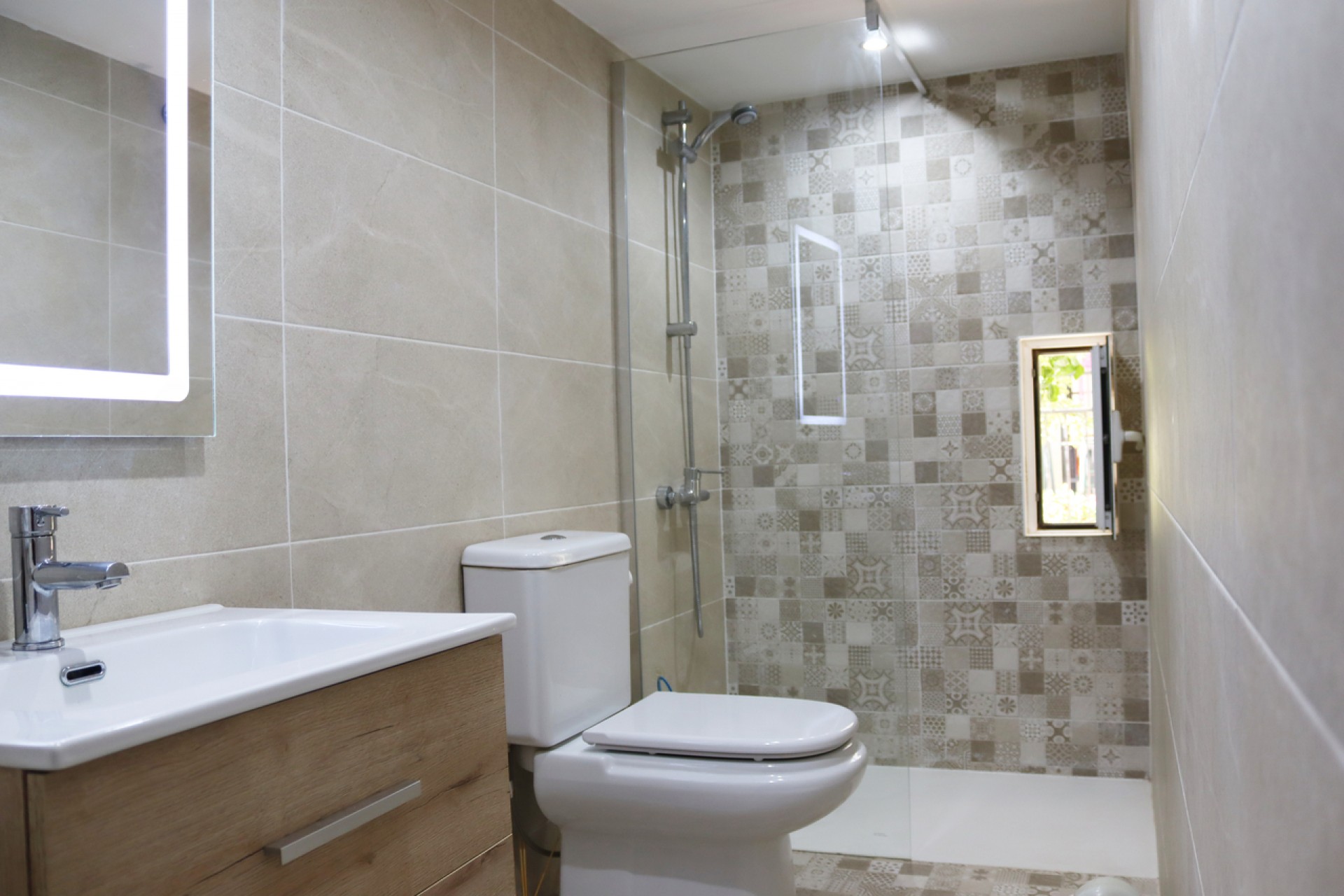 Reventa - Villa -
Orba - Inland