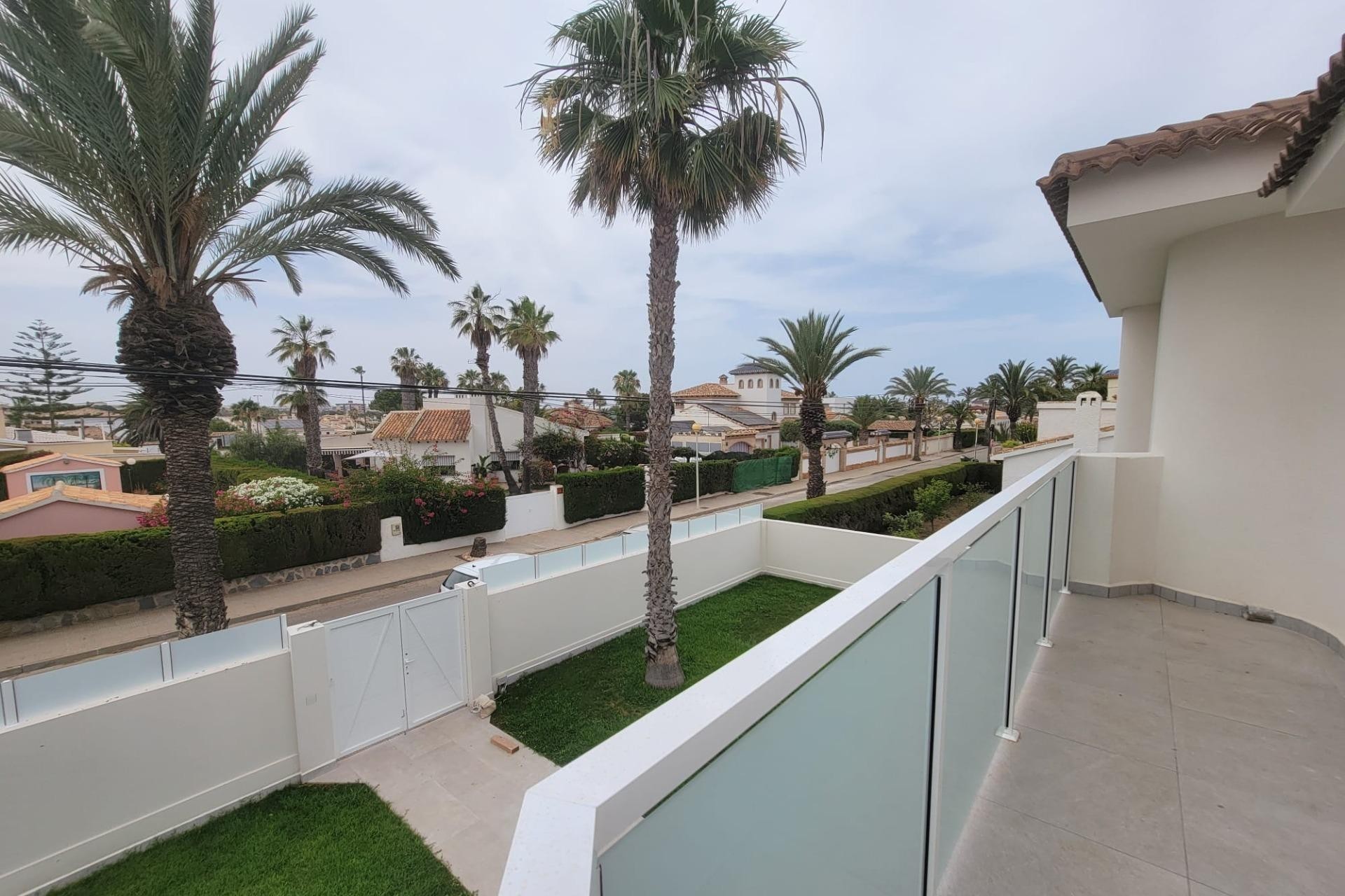Reventa - Villa -
Orihuela Costa - Cabo Roig