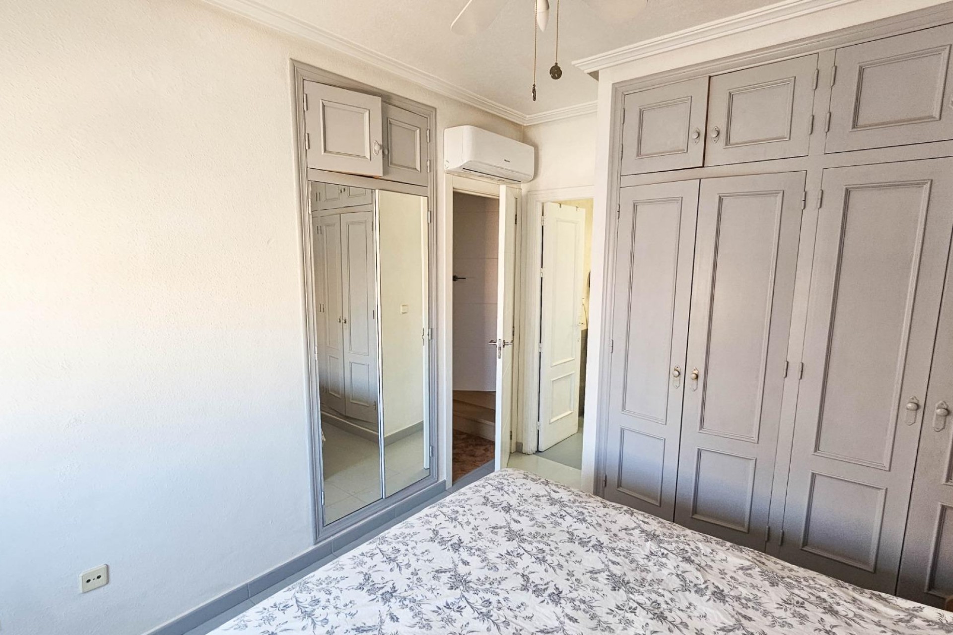 Reventa - Villa -
Orihuela Costa - Cabo Roig