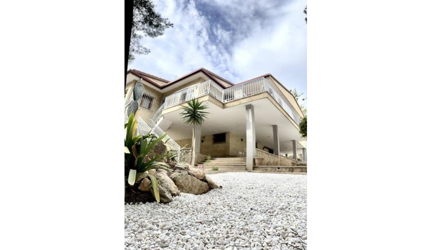 Reventa - Villa -
Orihuela Costa - Campoamor