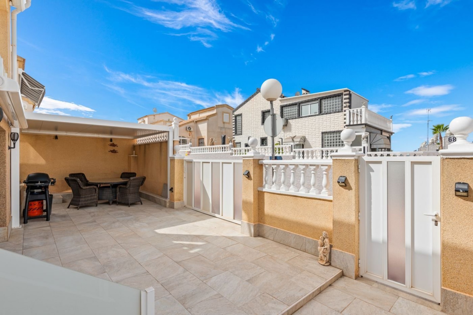 Reventa - Villa -
Orihuela Costa - Costa Blanca