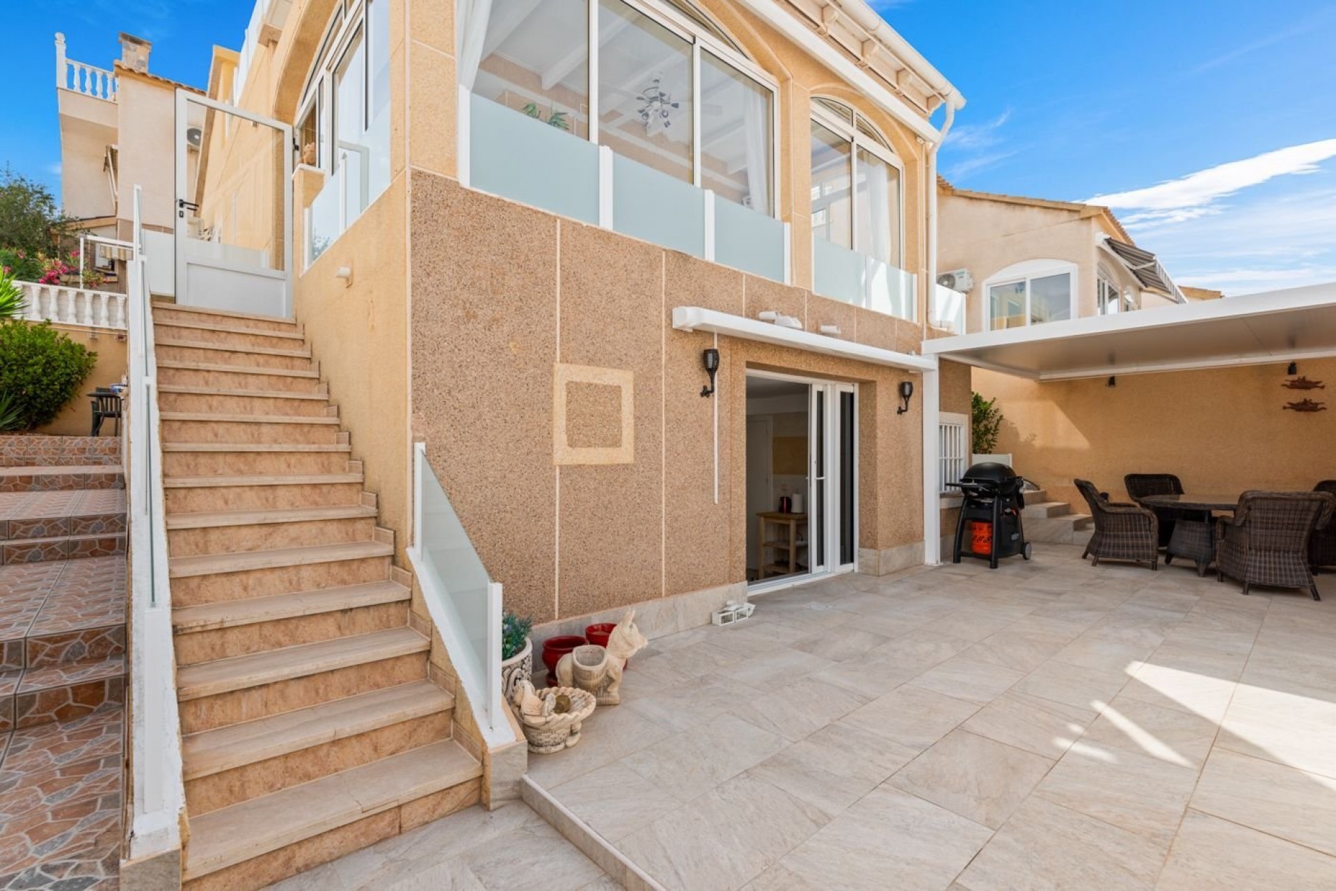 Reventa - Villa -
Orihuela Costa - Costa Blanca