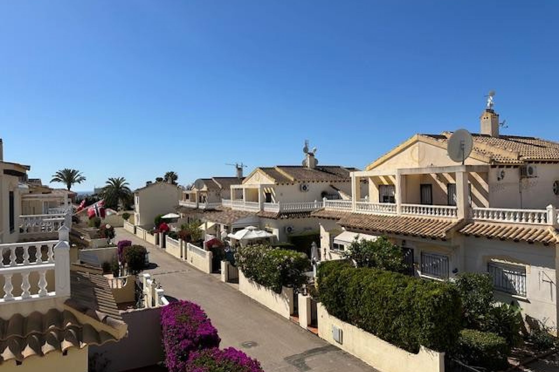 Reventa - Villa -
Orihuela Costa - Costa Blanca