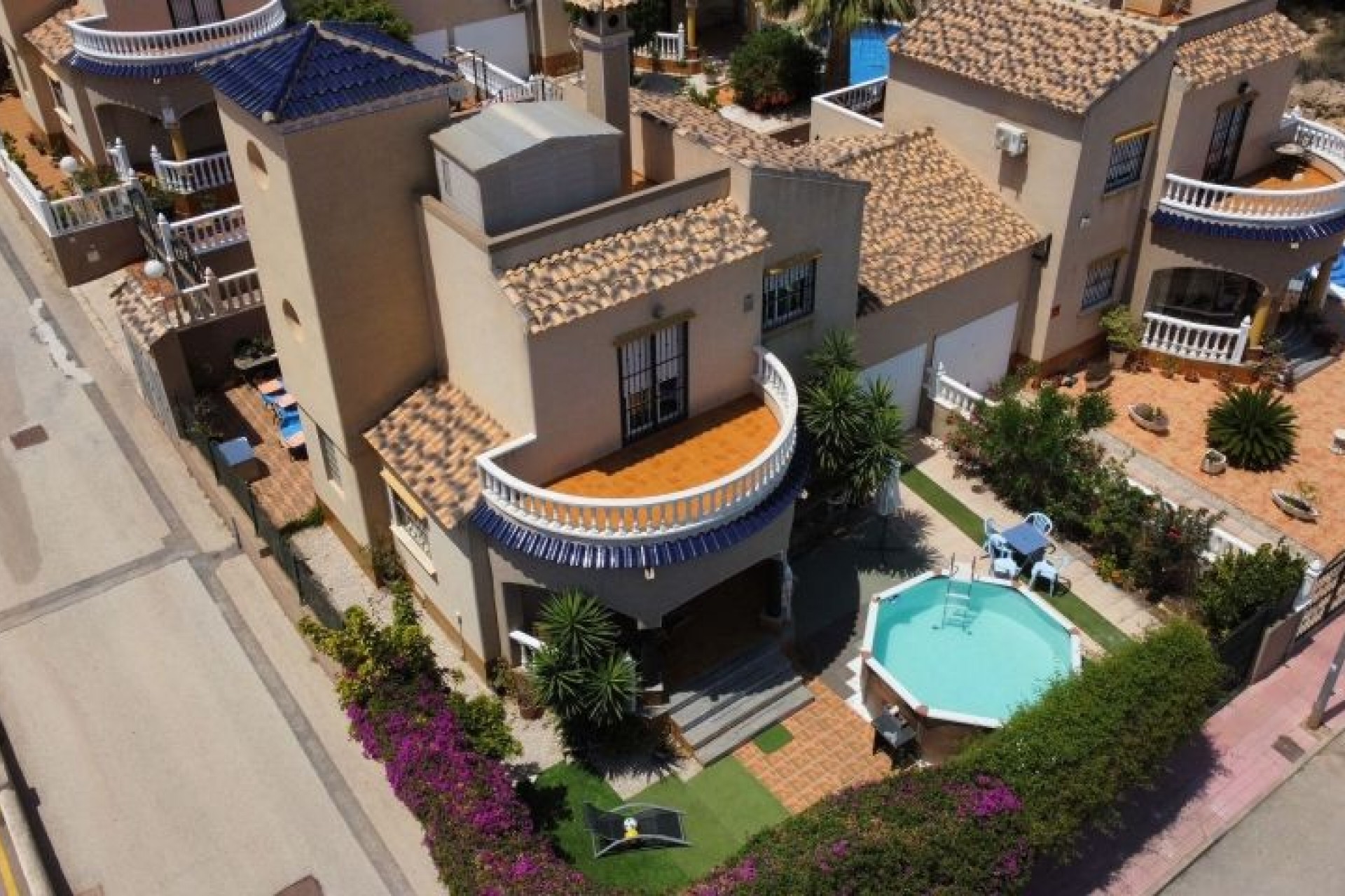 Reventa - Villa -
Orihuela Costa - Costa Blanca