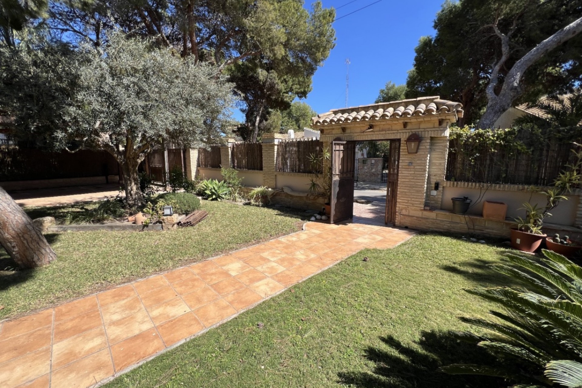 Reventa - Villa -
Orihuela Costa - Costa Blanca