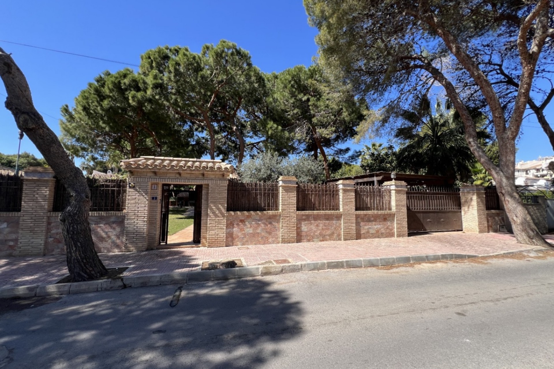 Reventa - Villa -
Orihuela Costa - Costa Blanca