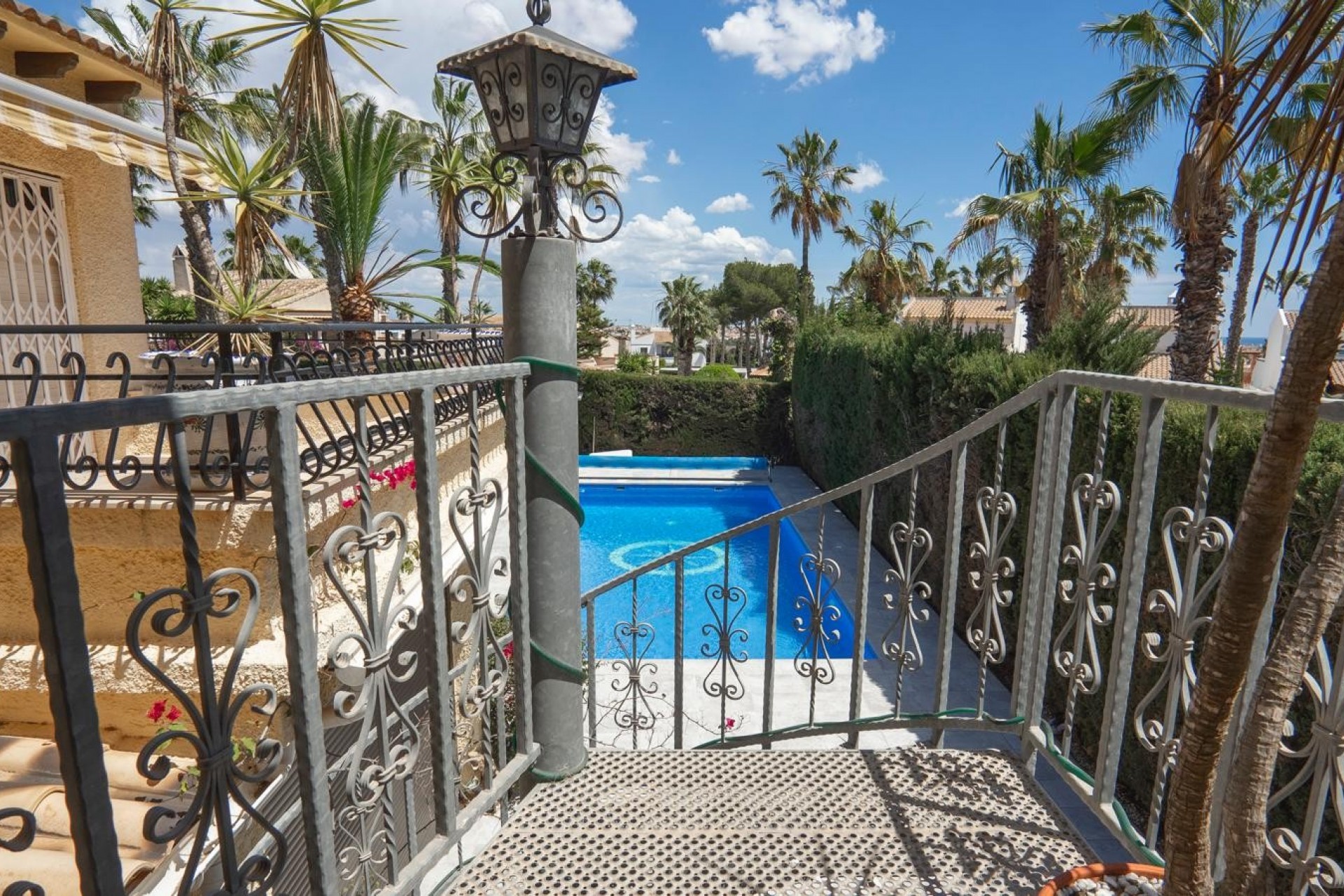 Reventa - Villa -
Orihuela Costa - Costa Blanca