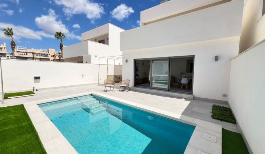 Reventa - Villa -
Orihuela Costa - Costa Blanca