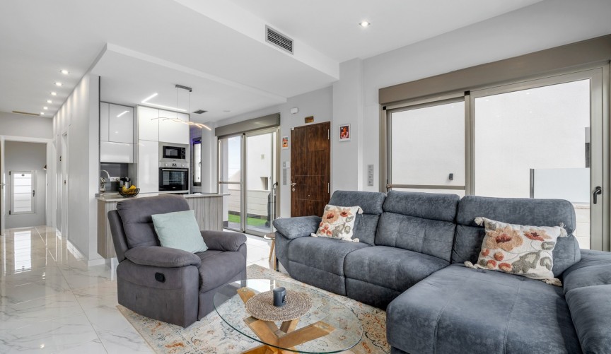 Reventa - Villa -
Orihuela Costa - Costa Blanca