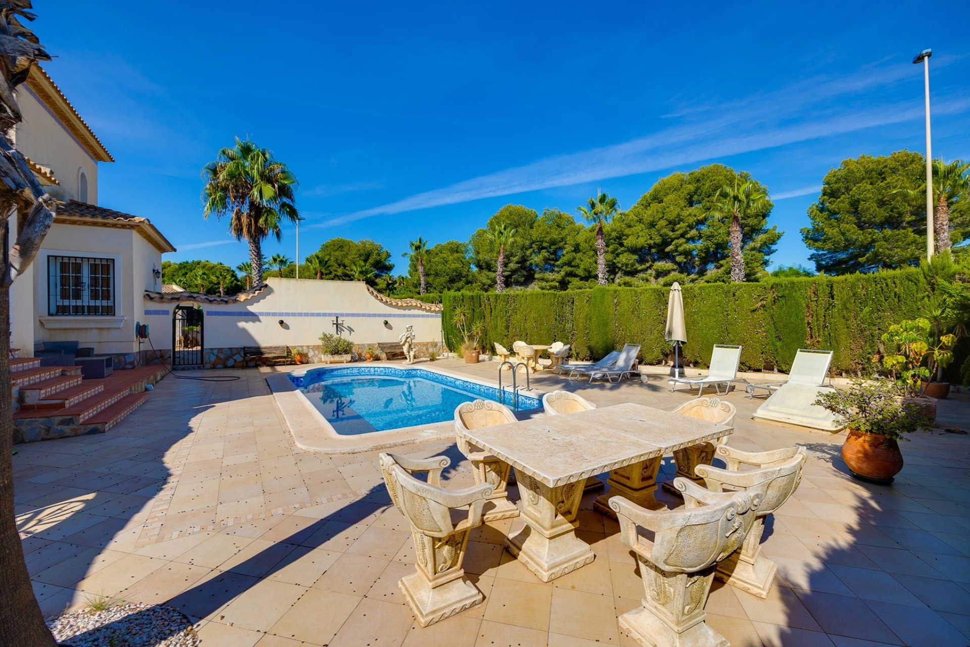 Reventa - Villa -
Orihuela Costa - Costa Blanca