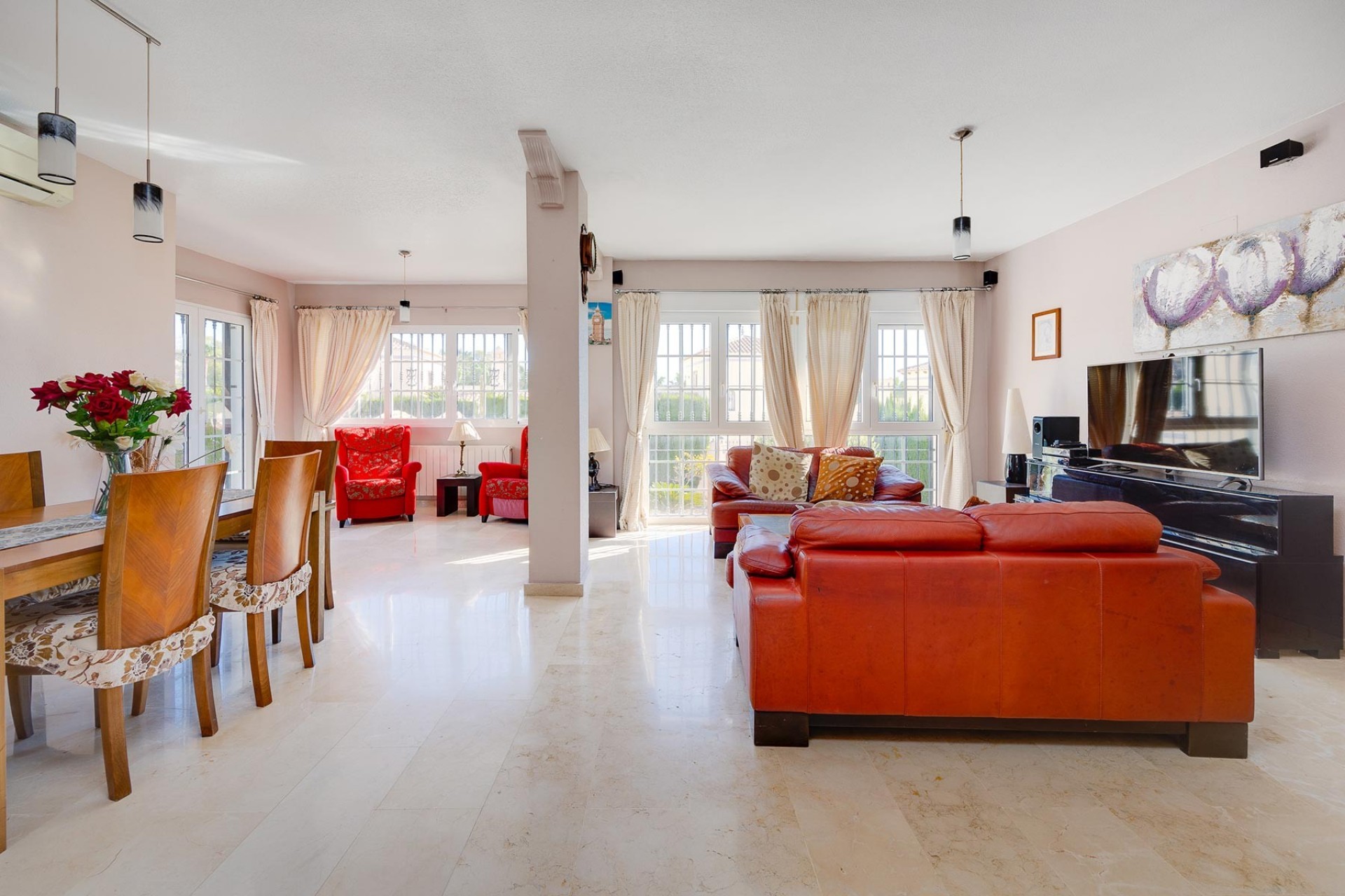 Reventa - Villa -
Orihuela Costa - Costa Blanca