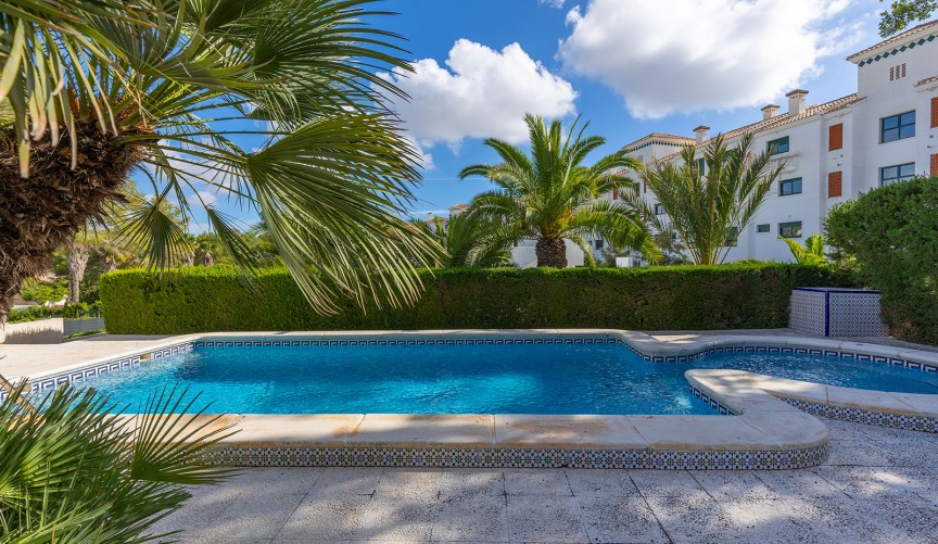 Reventa - Villa -
Orihuela Costa - Costa Blanca