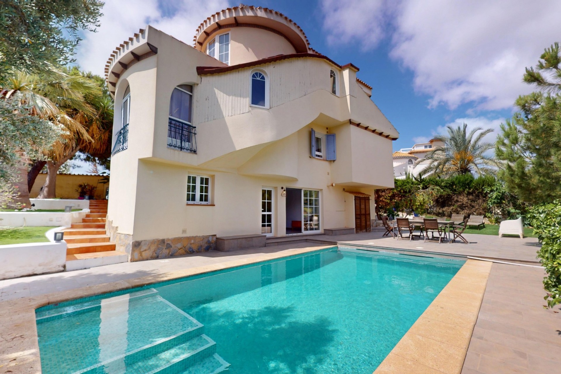 Reventa - Villa -
Orihuela Costa - Costa Blanca