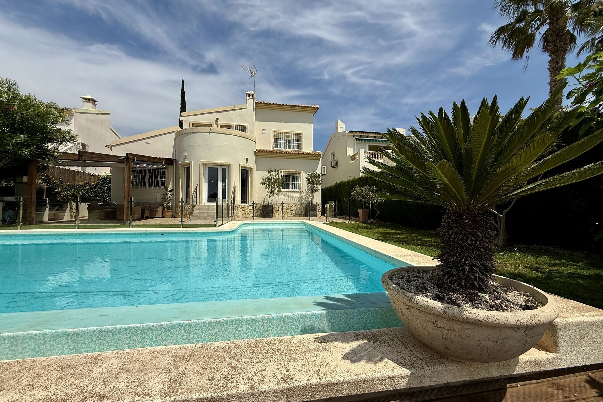 Reventa - Villa -
Orihuela Costa - Costa Blanca