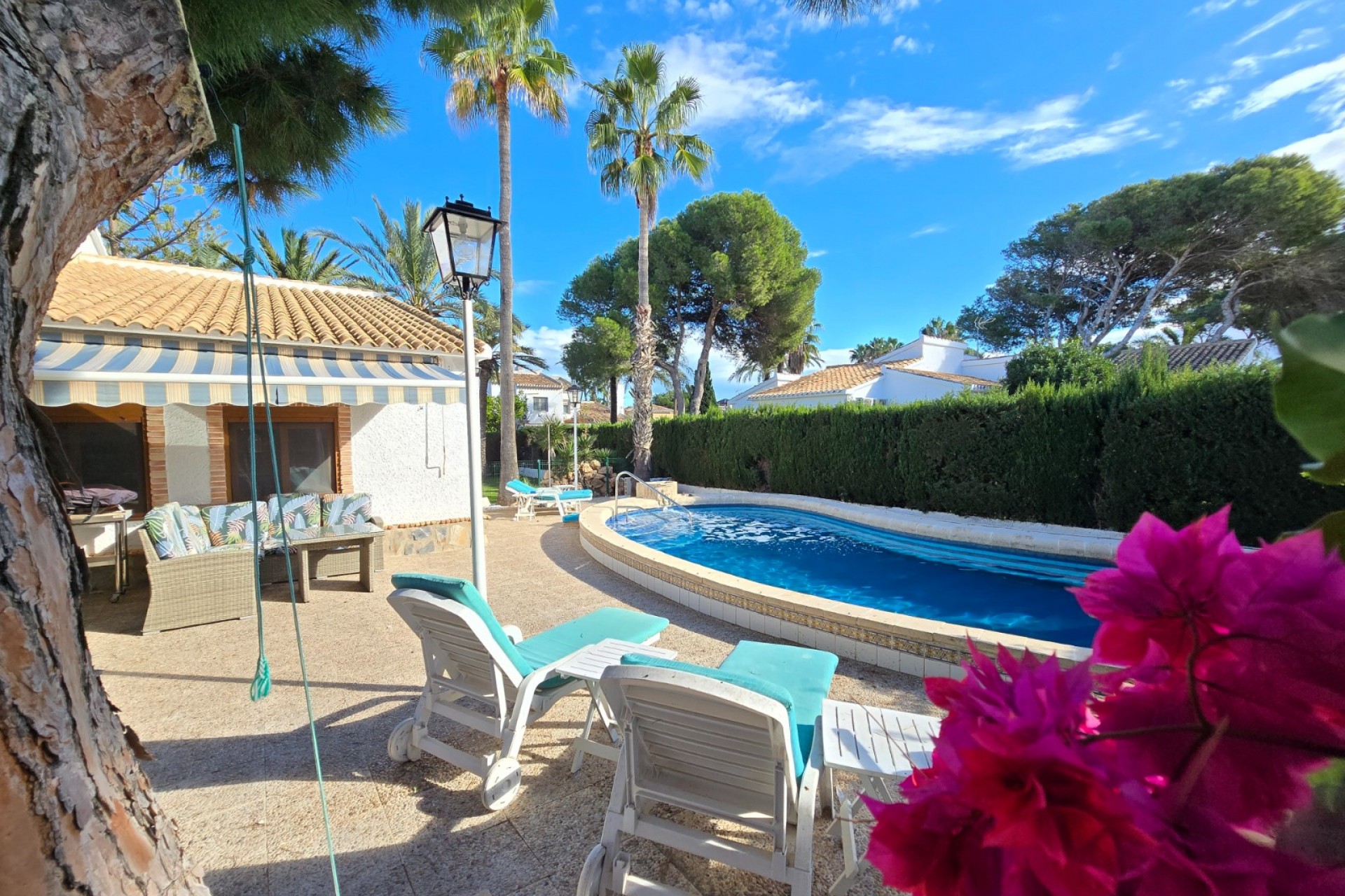 Reventa - Villa -
Orihuela Costa - Costa Blanca