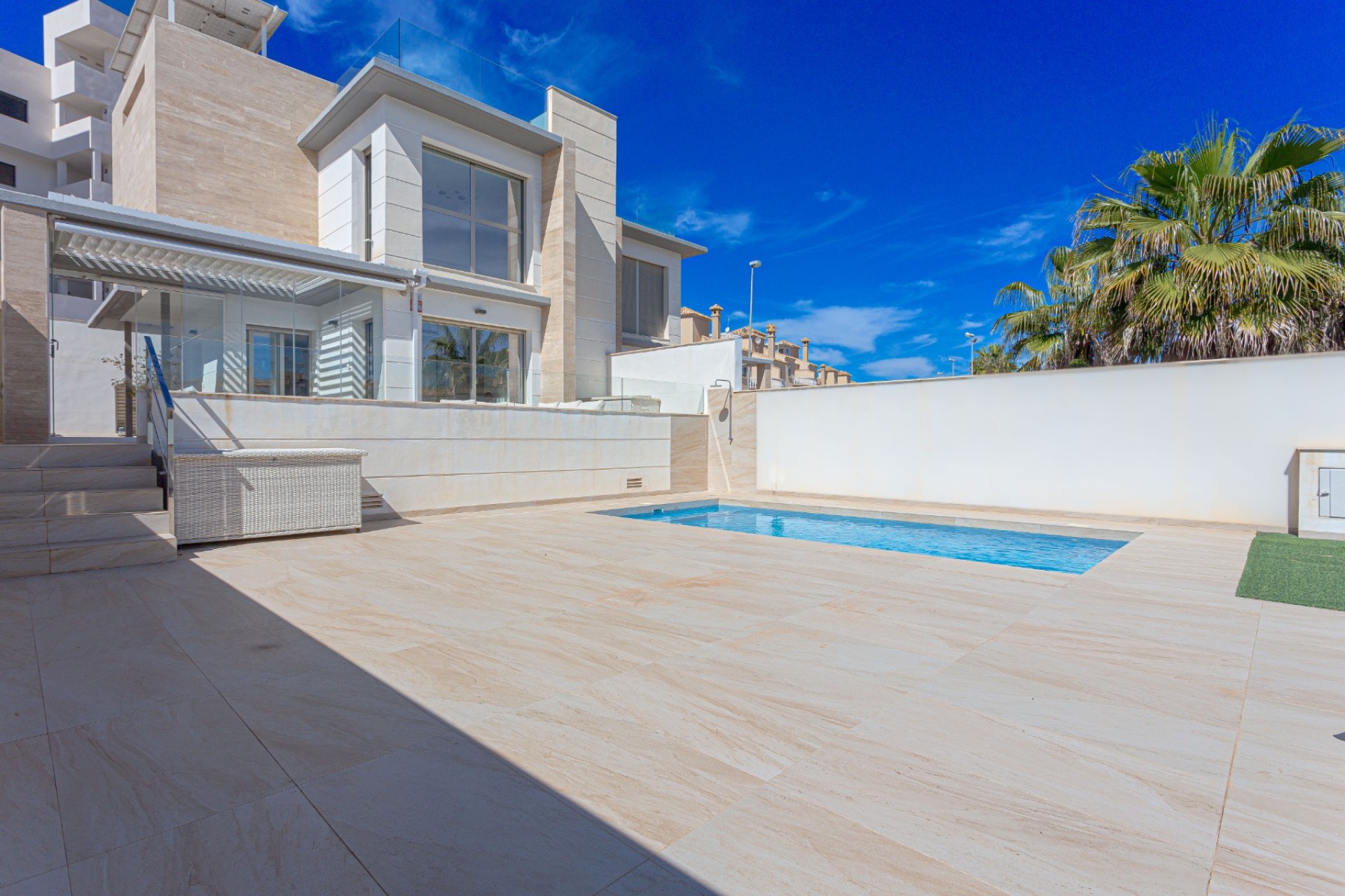 Reventa - Villa -
Orihuela Costa - Costa Blanca