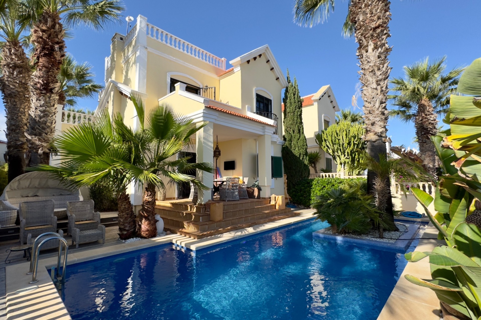 Reventa - Villa -
Orihuela Costa - Costa Blanca
