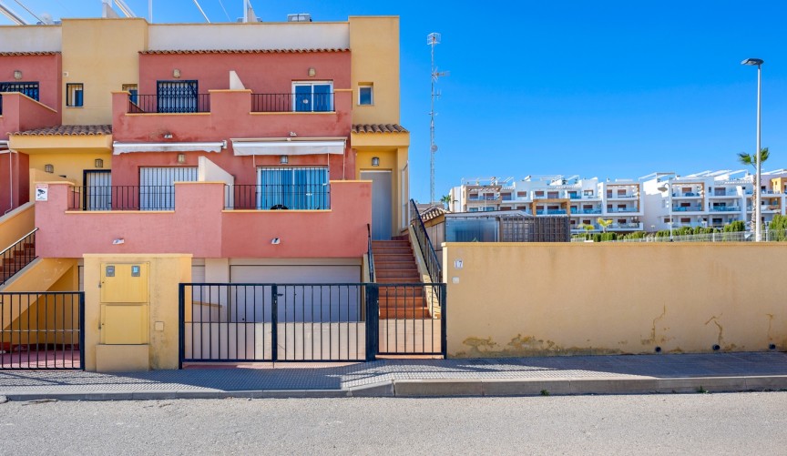 Reventa - Villa -
Orihuela Costa - Costa Blanca