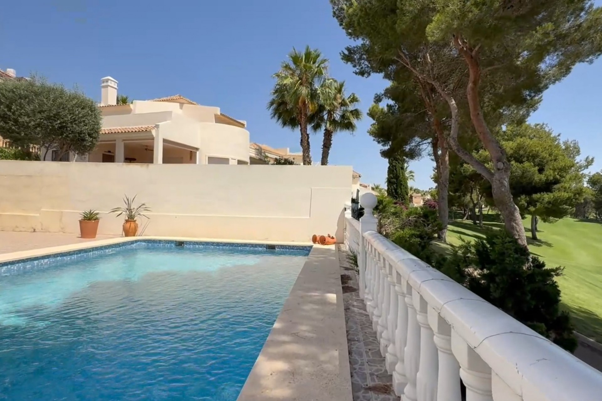 Reventa - Villa -
Orihuela Costa - Costa Blanca