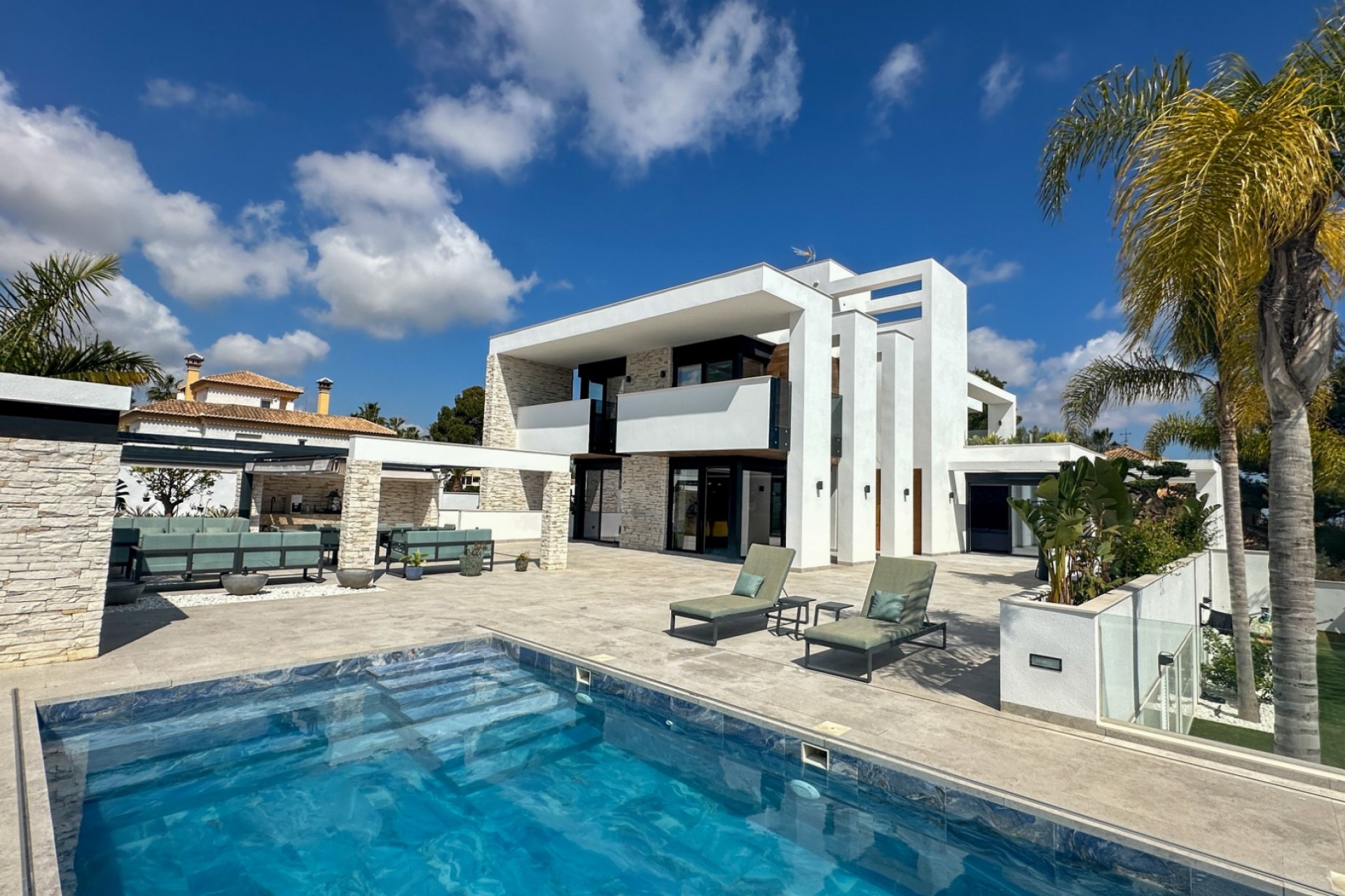 Reventa - Villa -
Orihuela Costa - Costa Blanca